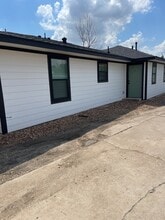 Building Photo - 7317 Briefway St