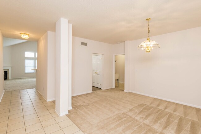 Foto del edificio - 7117 Starkeys Ct