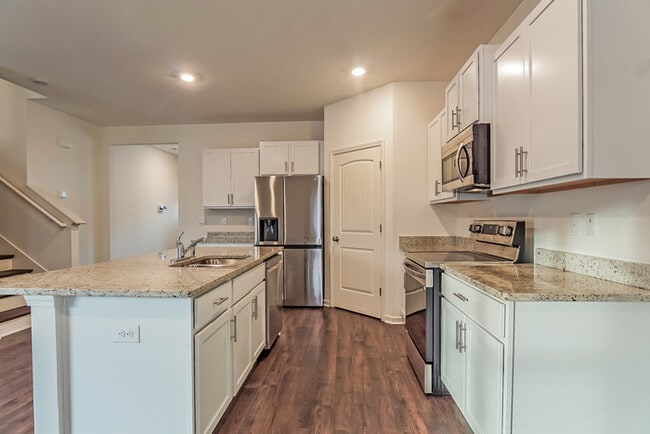 Building Photo - 5784 Timber Leaf Lp