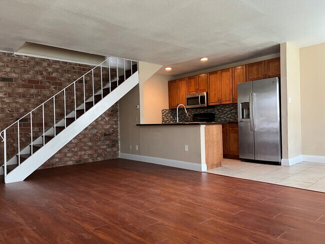 Building Photo - 4141 Apostolo Cir