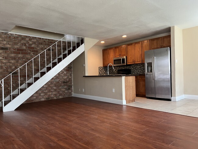 Building Photo - 4141 Apostolo Cir