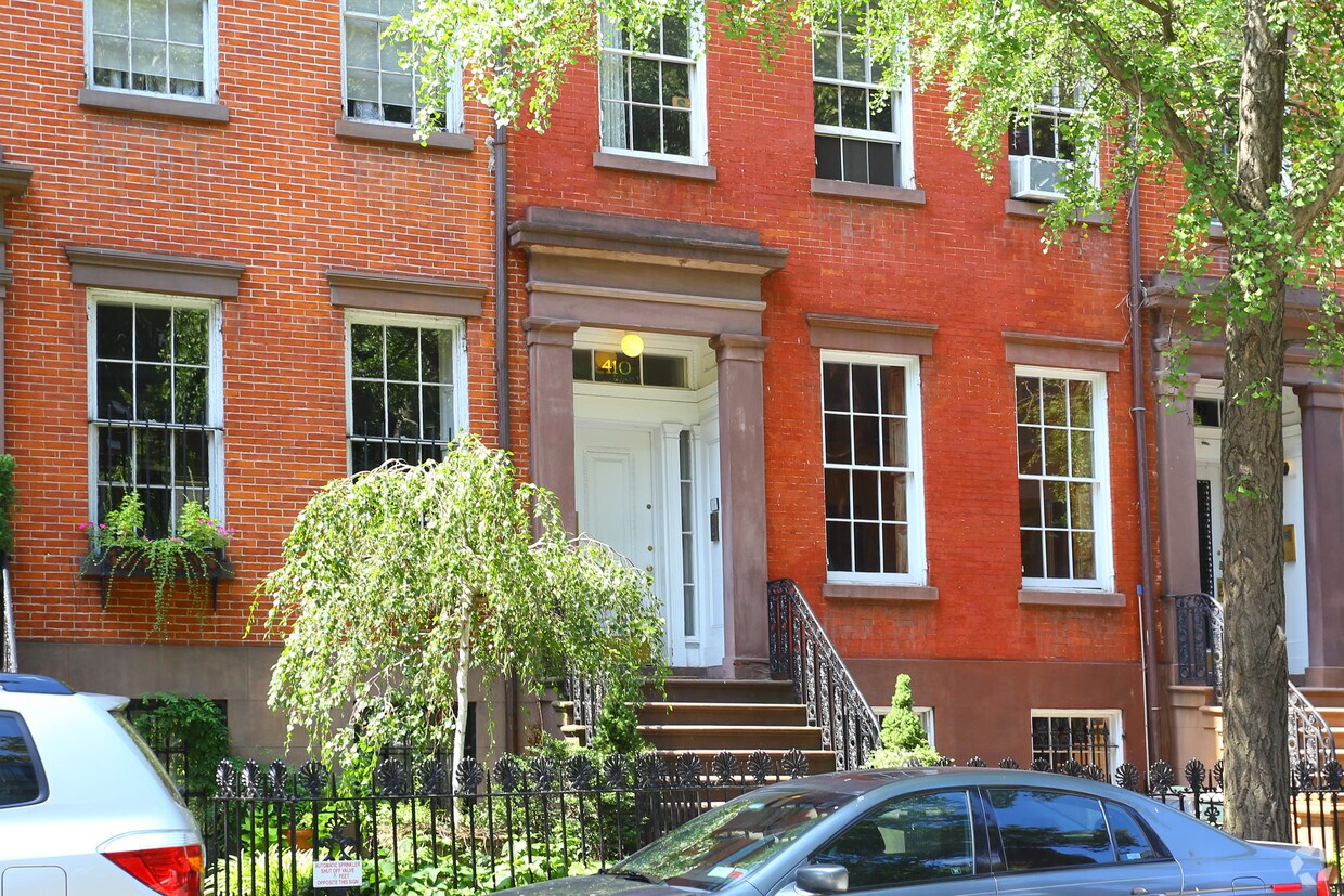 Foto del edificio - 410 W 20th St