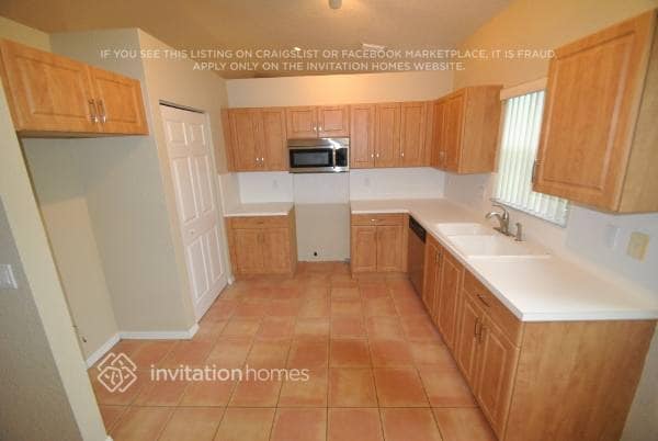 Building Photo - 10891 Ravel Ct