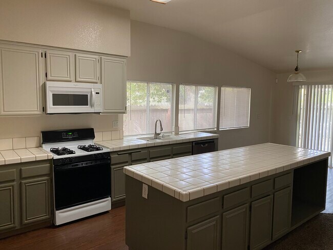 Building Photo - 5211 Harbourglen Way