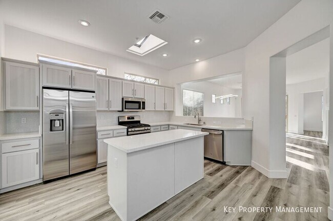 Foto del edificio - 23 Brandermill Dr