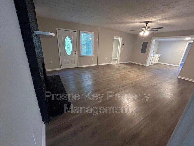 Foto del edificio - 290 Lee Rd 213