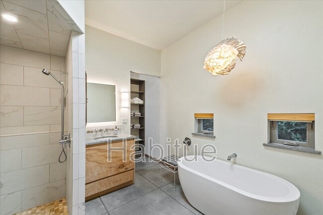 Foto del edificio - 6172 N Pierce Park Ln