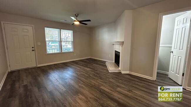 Building Photo - 10 Pointer Ln