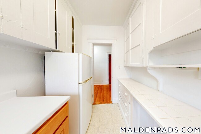 Foto del edificio - 170 Maple St