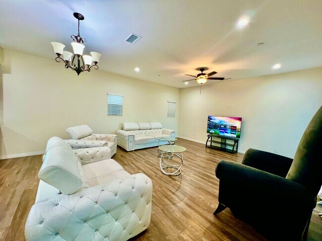 Building Photo - Newly Built Home with Attached ADU!