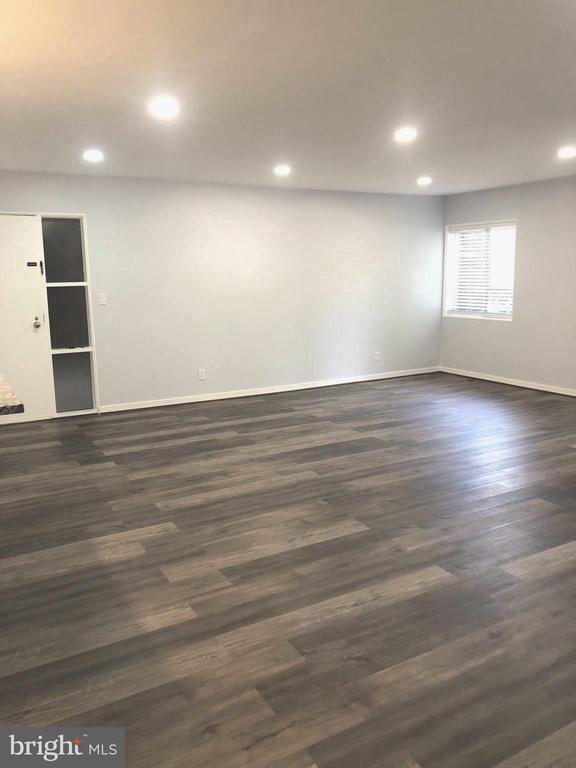 Building Photo - 29 Stonehenge Cir