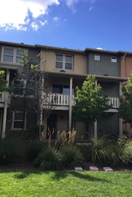 Foto del edificio - 793 Modern Ice Dr