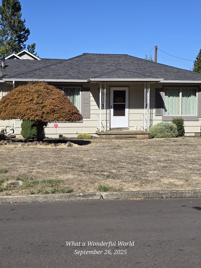 Building Photo - 583 Delmar Dr N