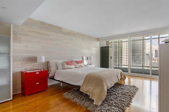 Foto del edificio - 1717 N Bayshore Dr