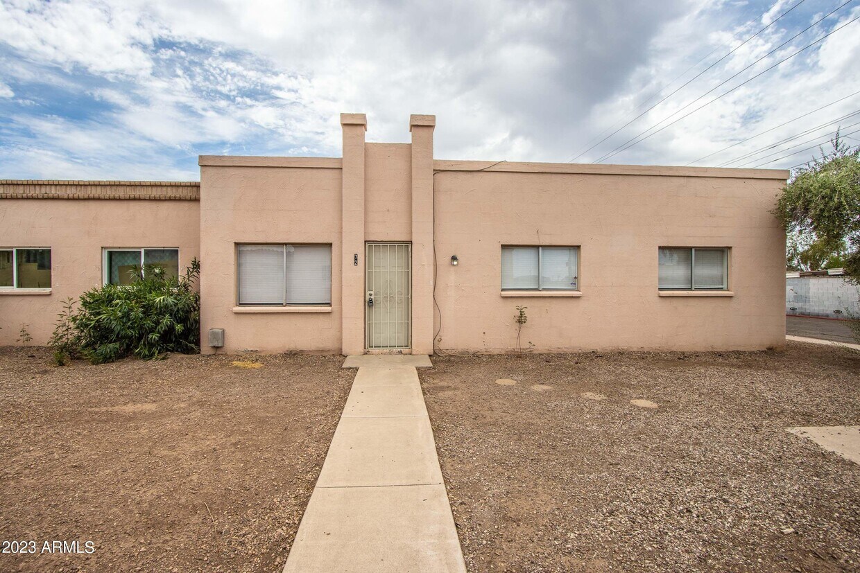 Foto principal - 4625 W Thomas Rd