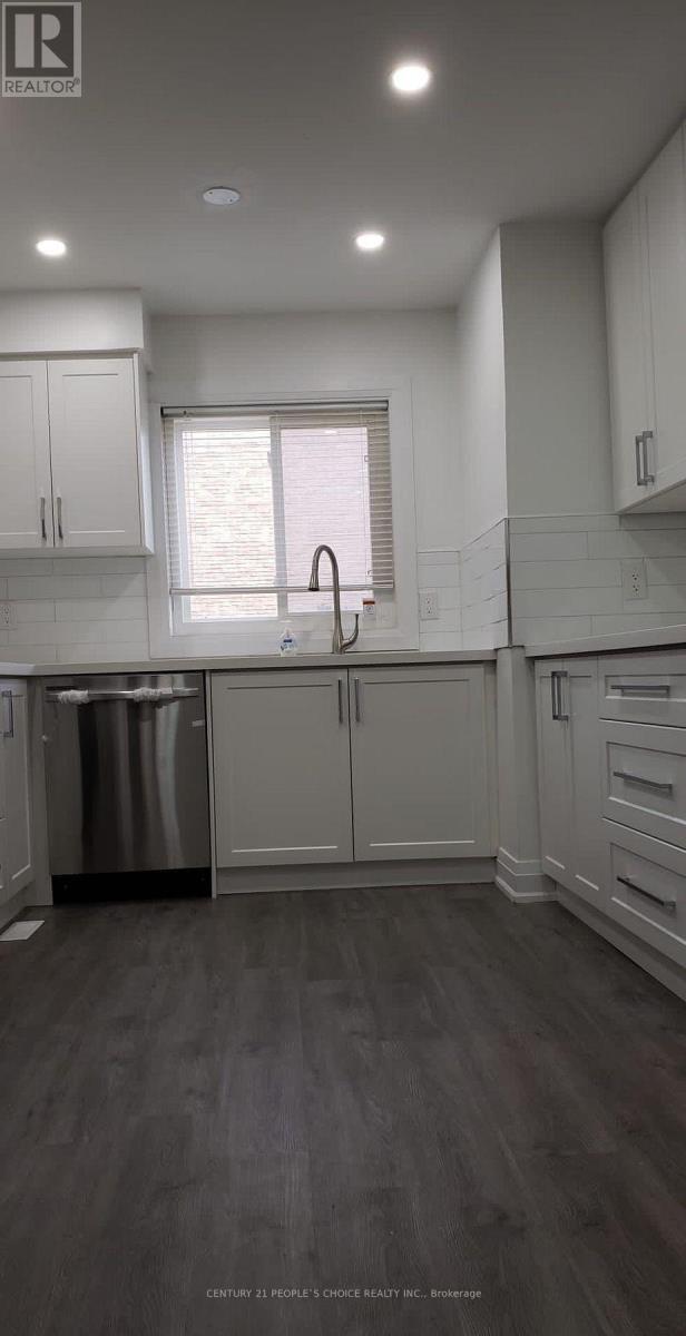 Building Photo - 2014 Martin Grove Rd