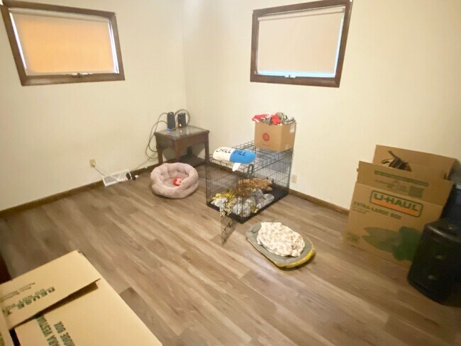 Foto del edificio - 3-bedroom Home on Private Country Lot with...