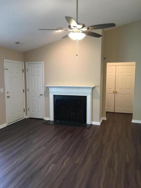 Foto del edificio - 3 Bedroom in Cobblestone Ridge