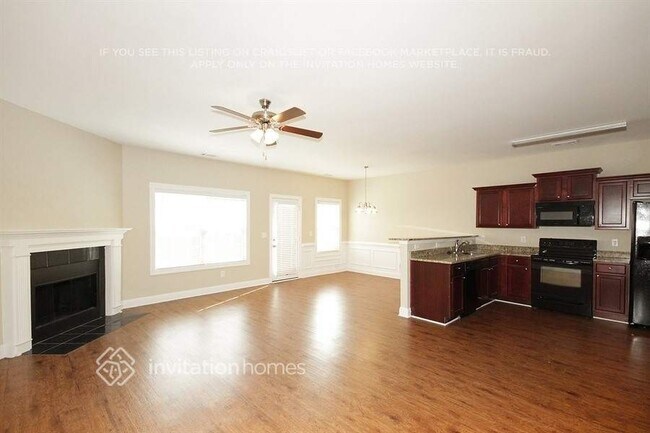 Foto del edificio - 5215 Cactus Cove Ln