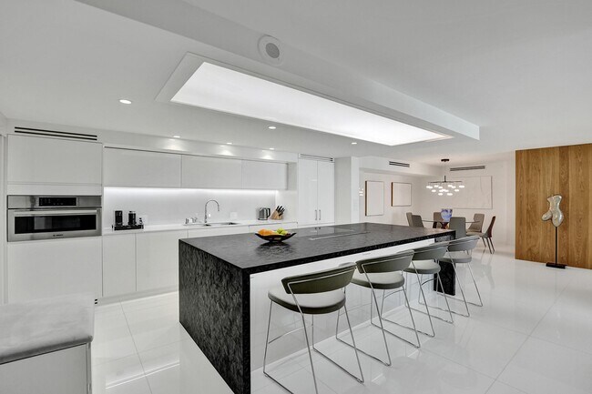 Foto del edificio - 3606 S Ocean Blvd