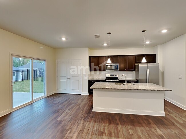 Building Photo - 861 Headland Wy
