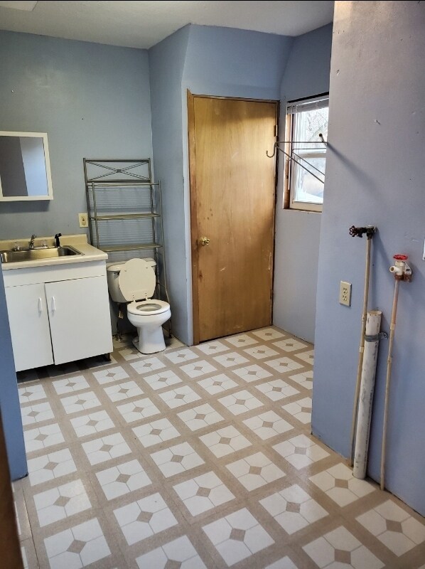 Foto del edificio - 618 W 6th St