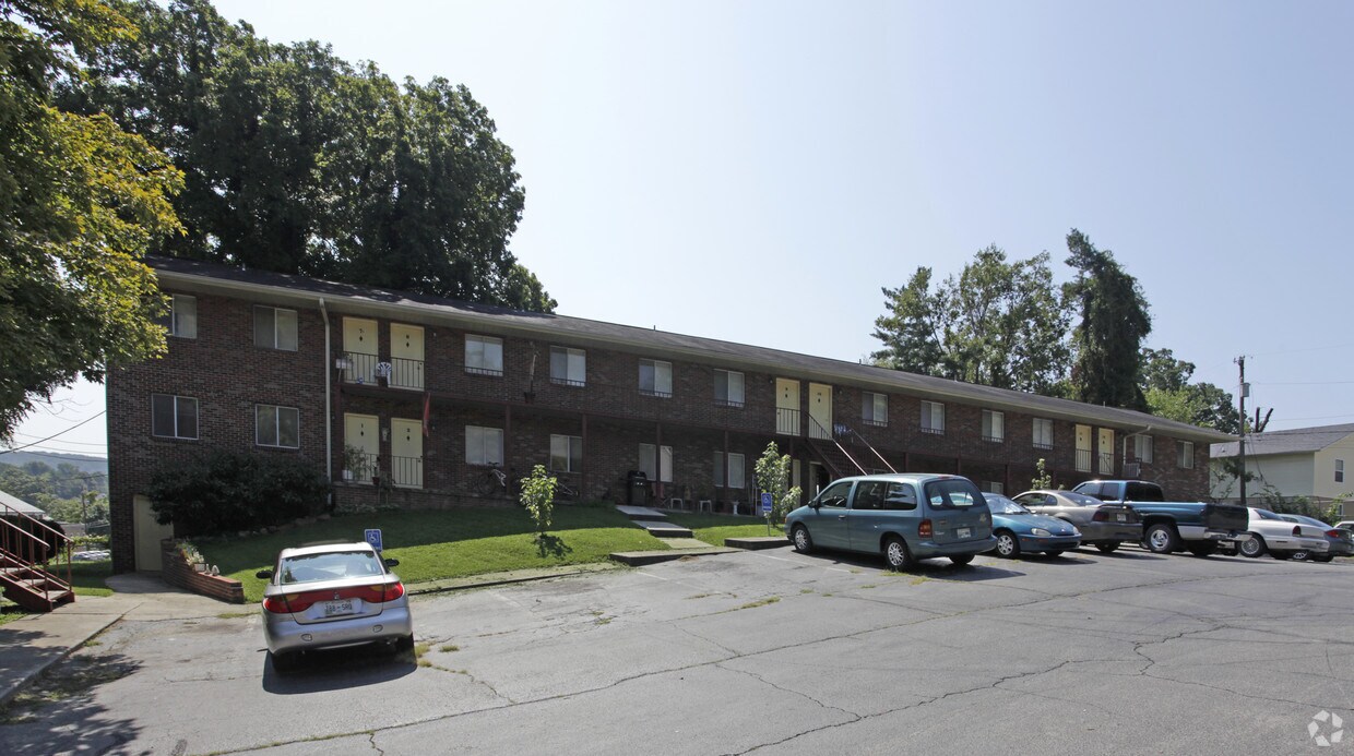 Building Photo - Fountainbrook Apartments