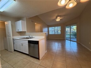 Building Photo - 12561 Equestrian Cir