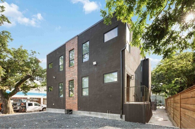Foto del edificio - 214 Welch St