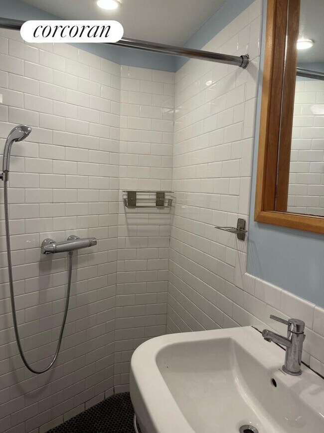 Building Photo - 351A 14th St