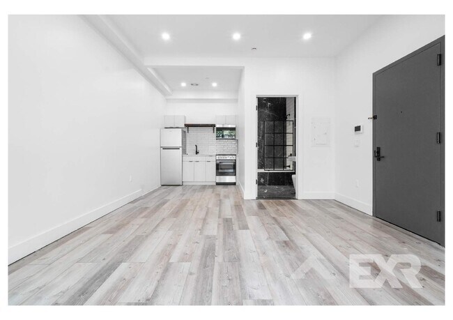 Foto del edificio - 1334 Bushwick Ave