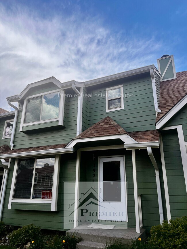 Foto del edificio - 3921 Donney Brook Ct