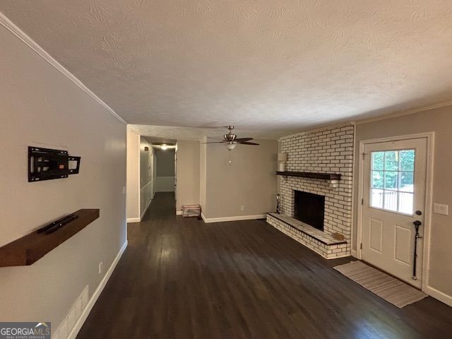 Building Photo - 1015 Castlewood Dr