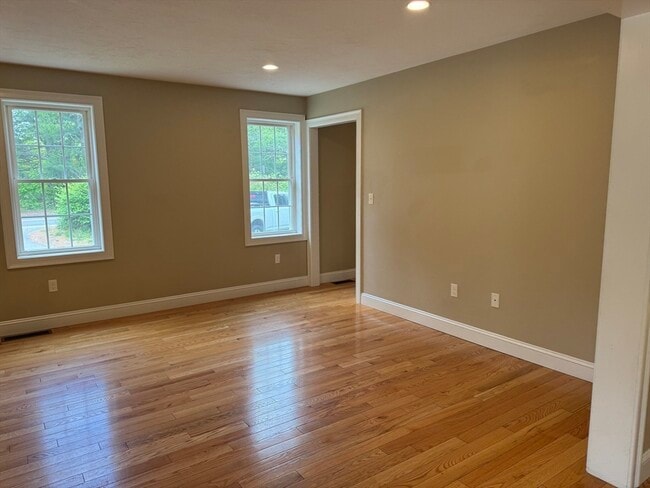 Building Photo - 59 Wenham Rd