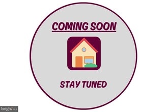 Building Photo - 2118A Greenwood Ct