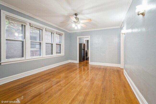 Foto del edificio - 6444 N Washtenaw Ave