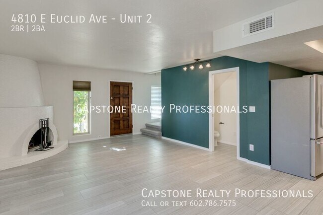 Building Photo - Come see your new home in the cozy Pointe ...