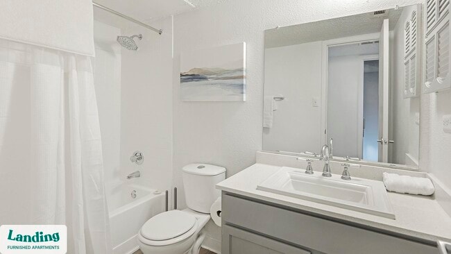 Building Photo - 1071 Clayton Ln