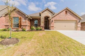 Building Photo - 441 Sagebrush Dr