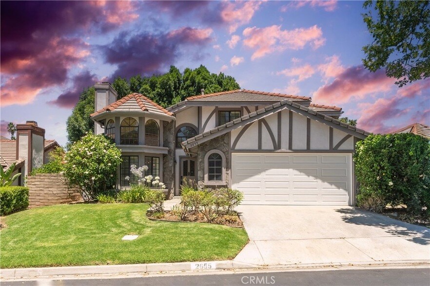 Primary Photo - 2655 Victoria Park Dr