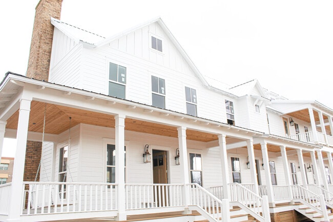 Foto del edificio - 2110 Loretta Parker Lane