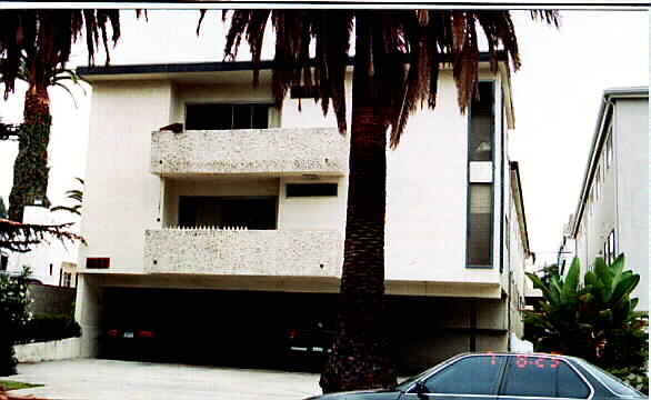 Building Photo - 1037 Lincoln Blvd
