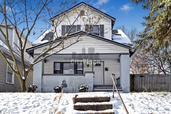 Photo - 1320 N Beville Ave House