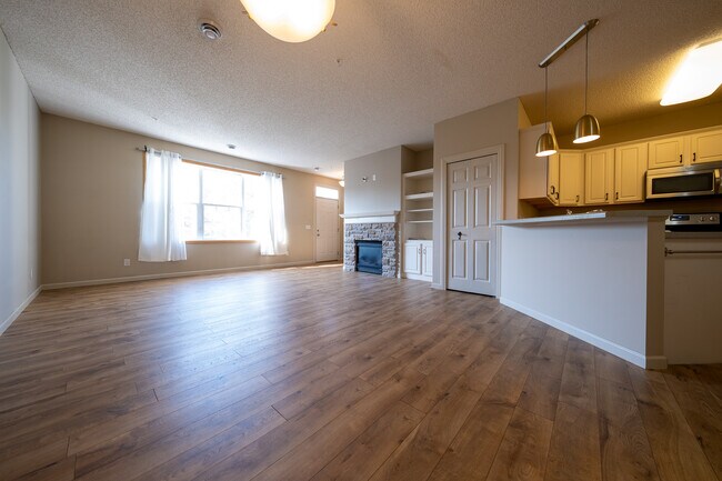 Foto del edificio - 13729 Atrium Ave