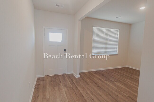 Foto del edificio - 5 Bedroom Home in Myrtle Beach