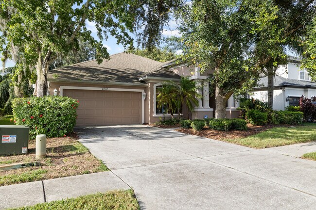 Foto del edificio - 27417 Silver Thatch Dr
