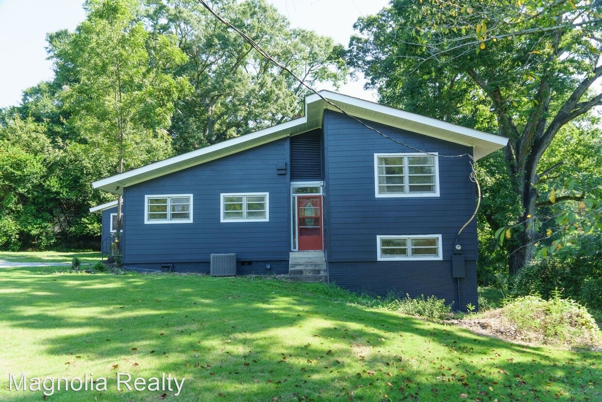 5 br, 3 bath House 283 Hillcrest House Rental in Auburn, AL