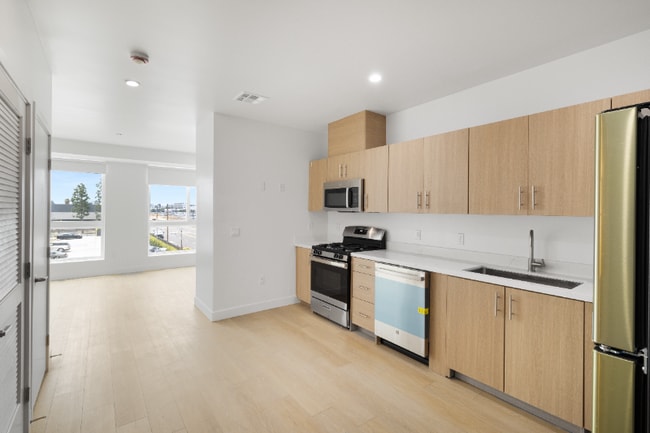 Building Photo - 11814 Aviation Blvd