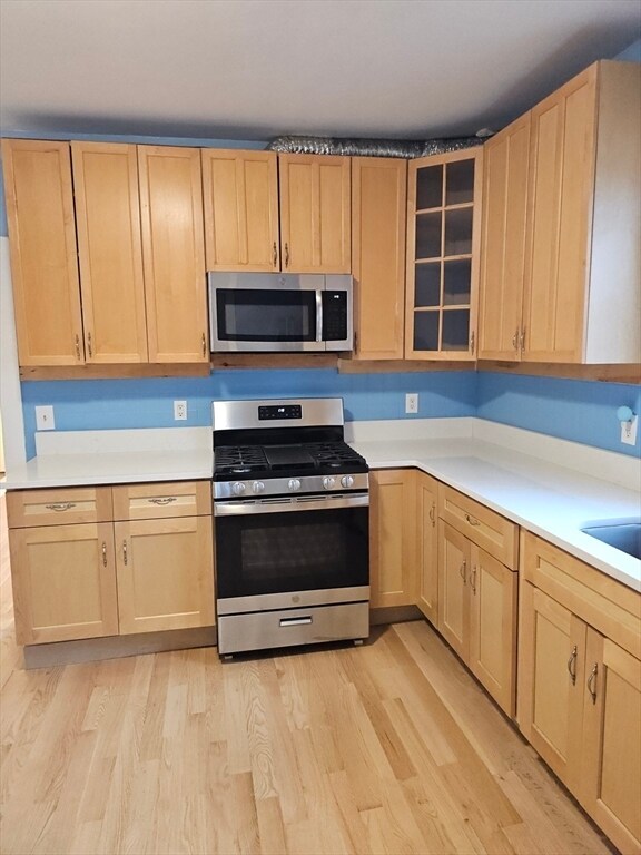 Foto del edificio - 12 Hall St