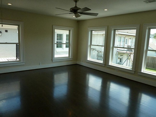Building Photo - 408 Avondale St